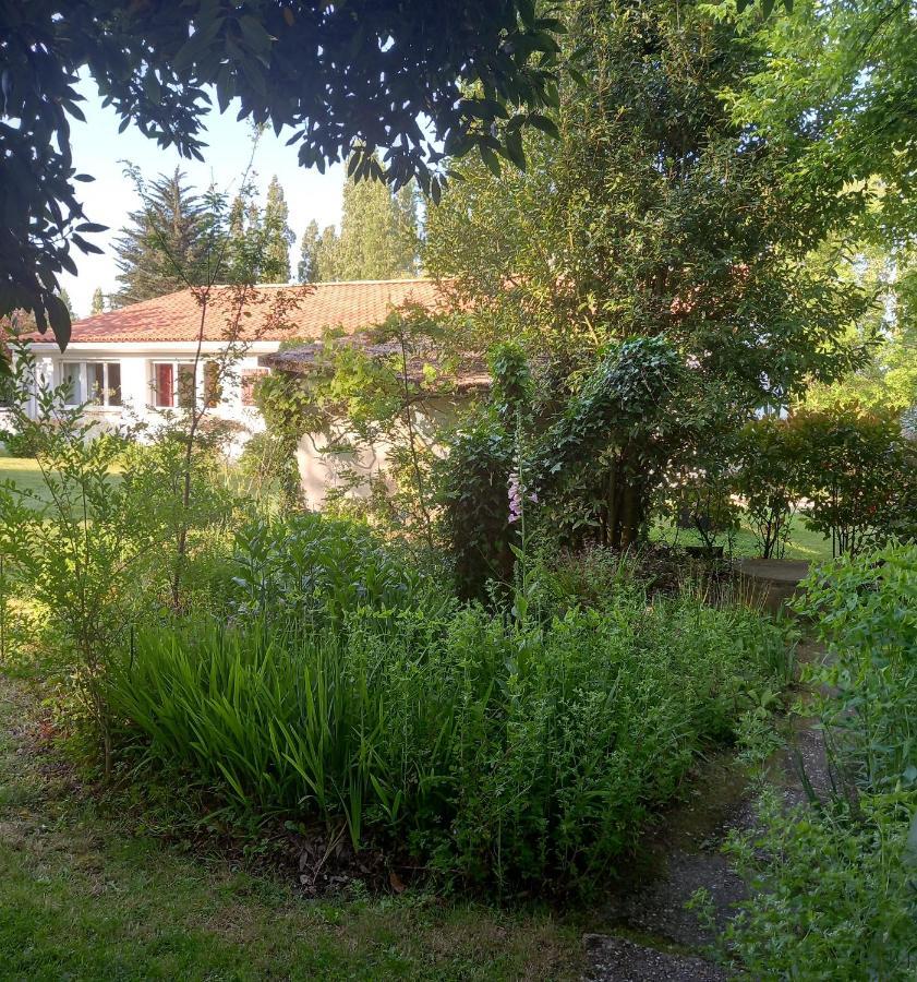 La Gisiere, Chambres D'Hotes Challans Exterior photo
