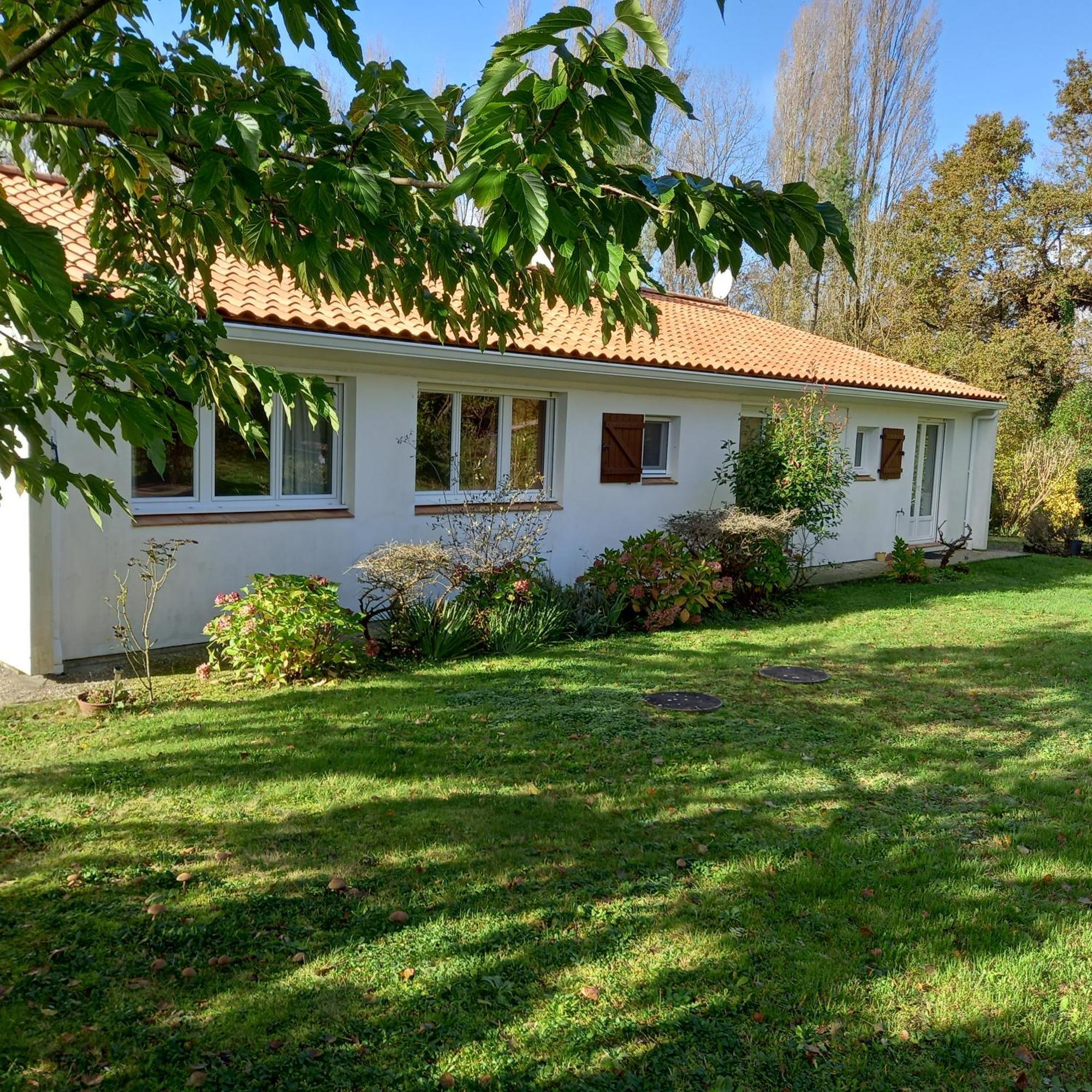 La Gisiere, Chambres D'Hotes Challans Exterior photo